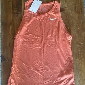 New with tags. Nike dry fit